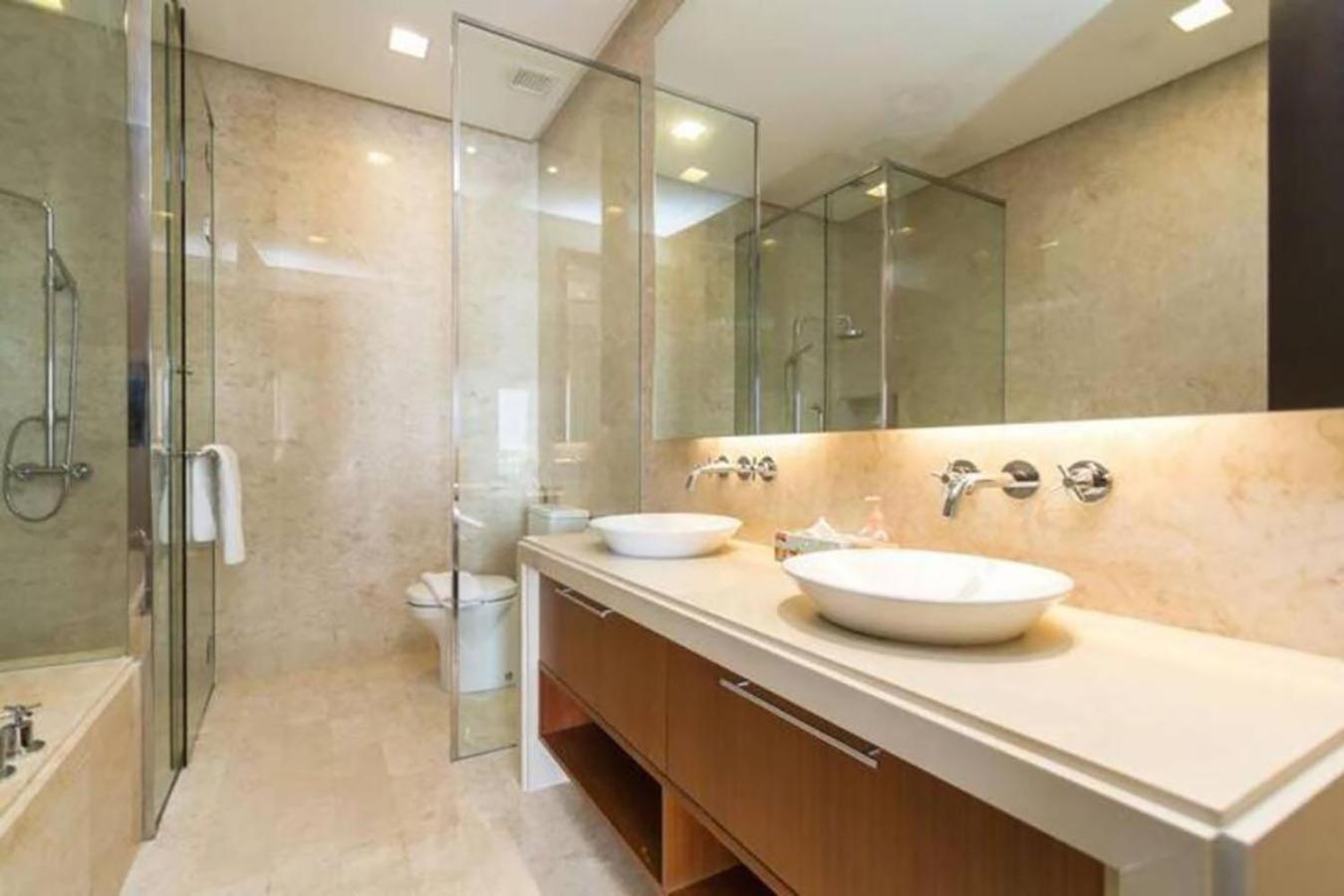 Wow Strait Quay Luxury Suite Room Tanjung Tokong Exterior photo